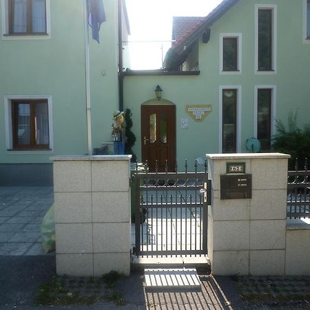 Gartenpension Prosl Vienna Exterior photo